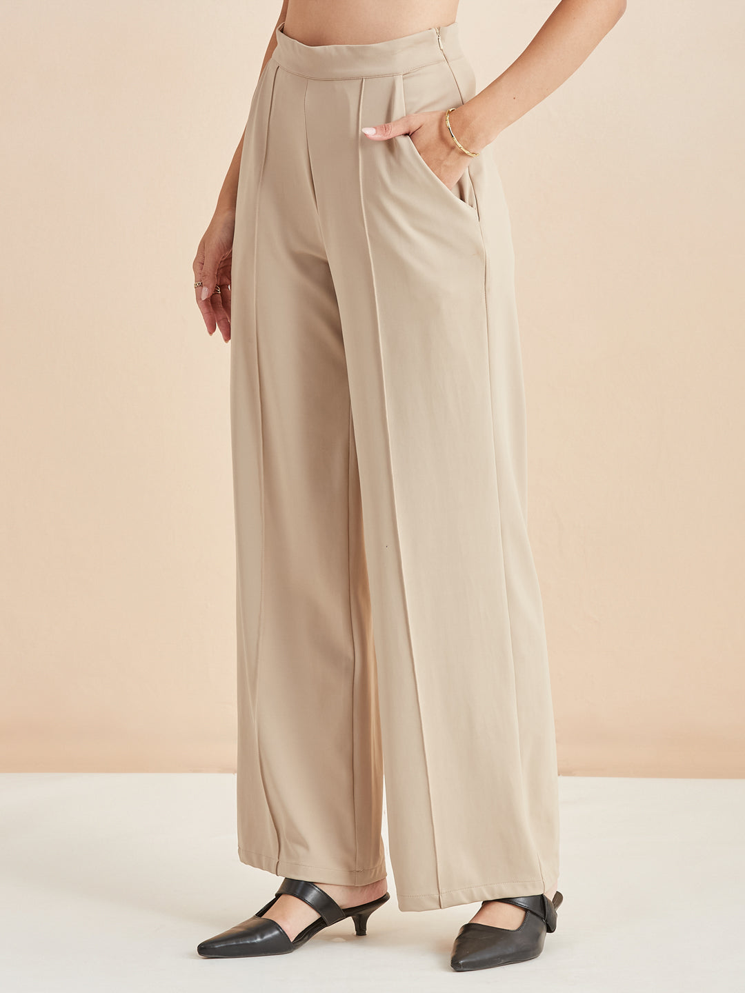 Poise Pintuck Pants